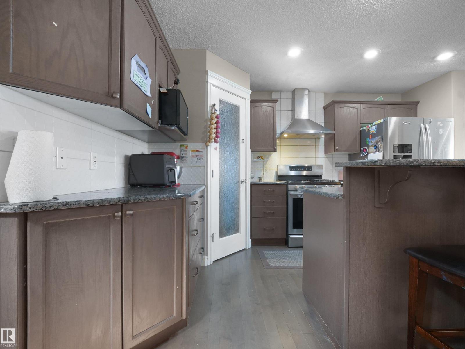 1216 29 AV NW NW - Image 22