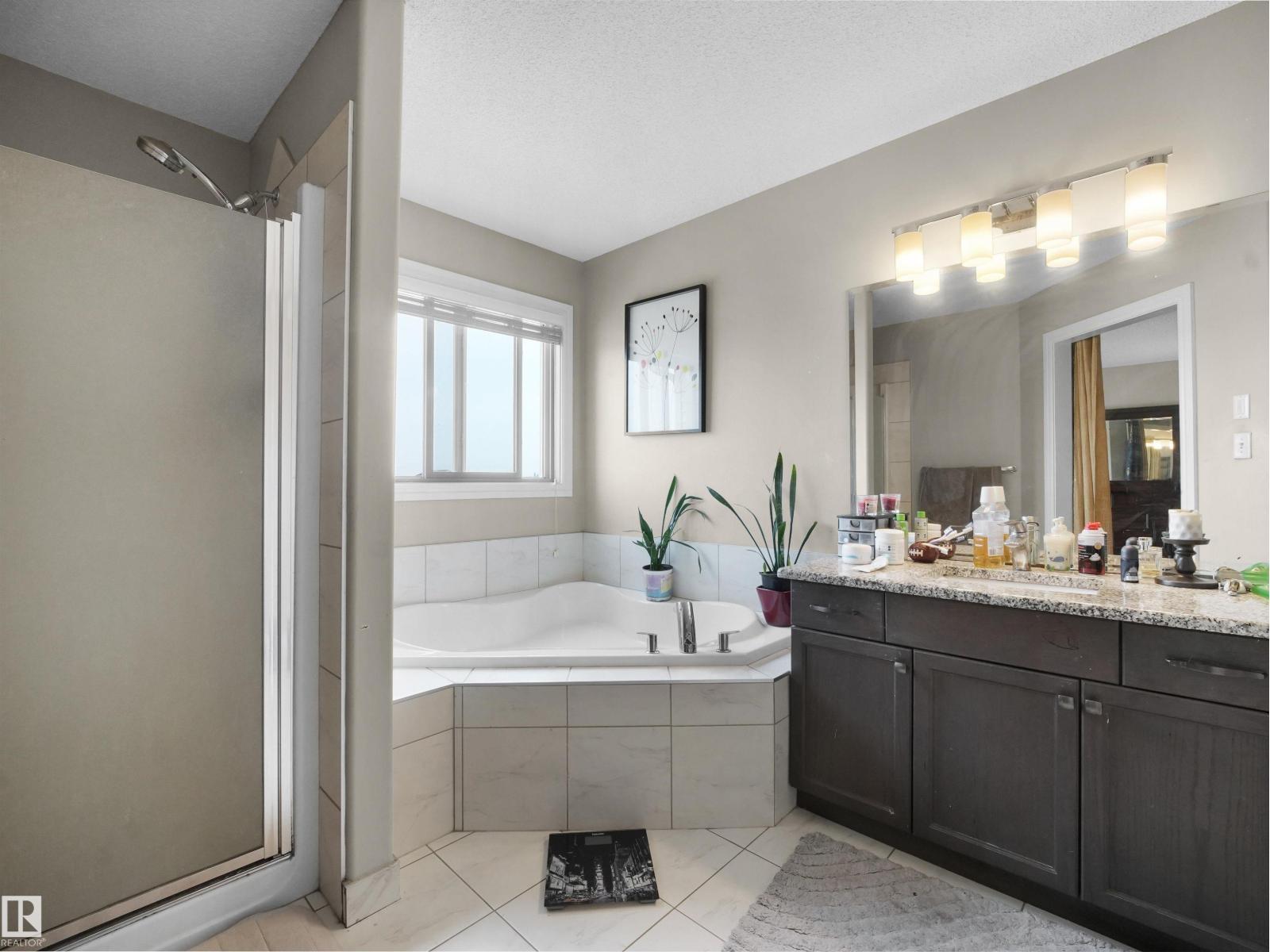 1216 29 AV NW NW - Image 38