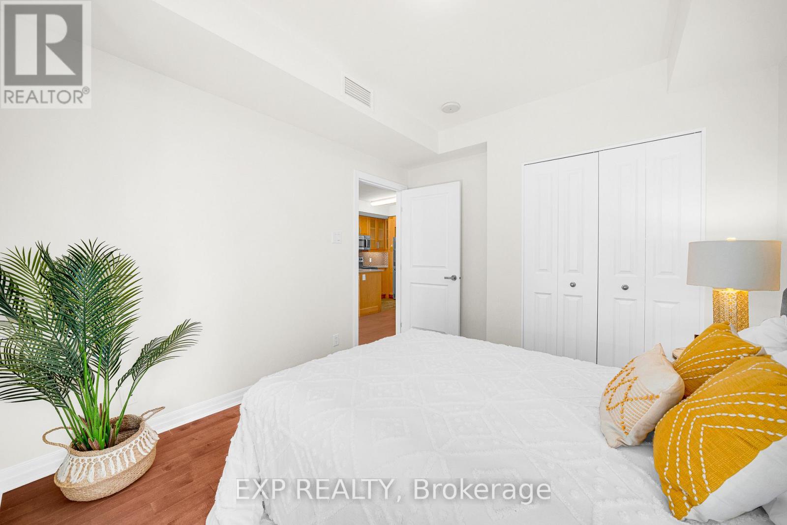 #1906 242 RIDEAU STREET - 14