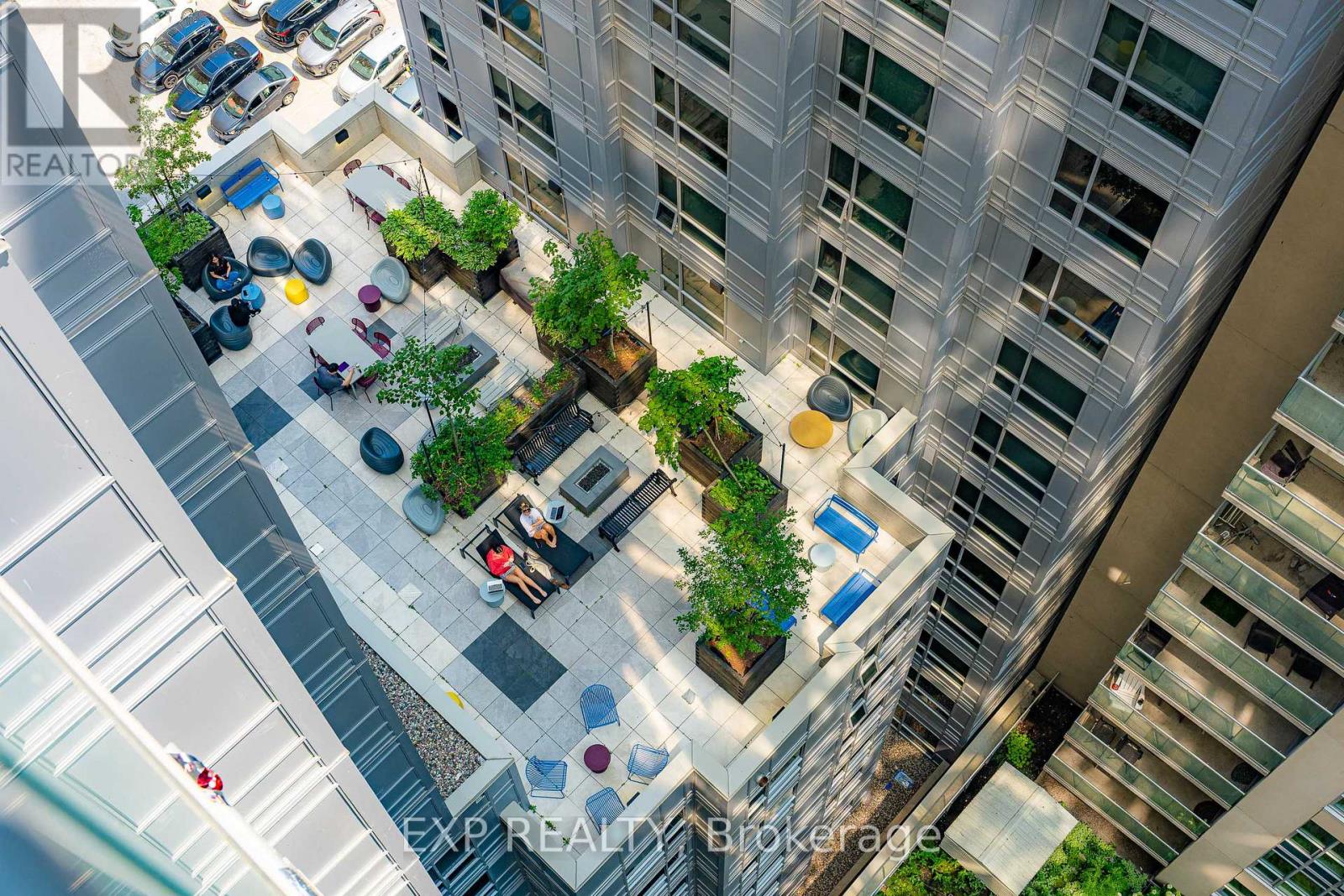 #1906 242 RIDEAU STREET - 18