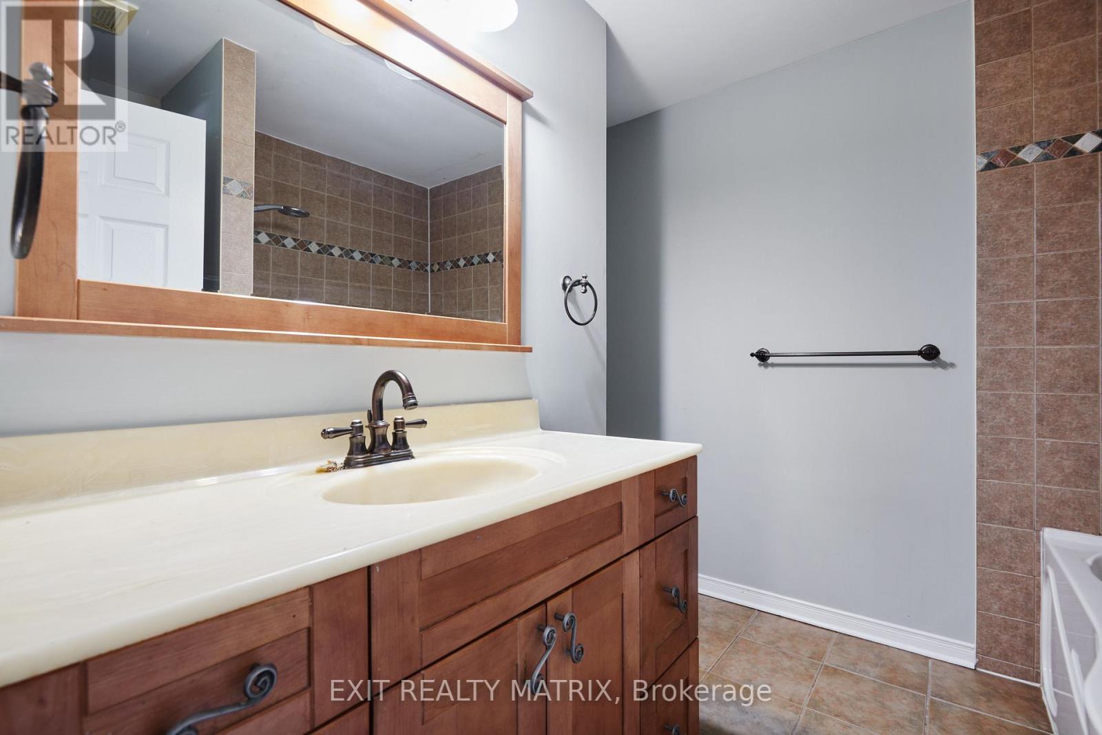 59 JACKMAN TERRACE - 27