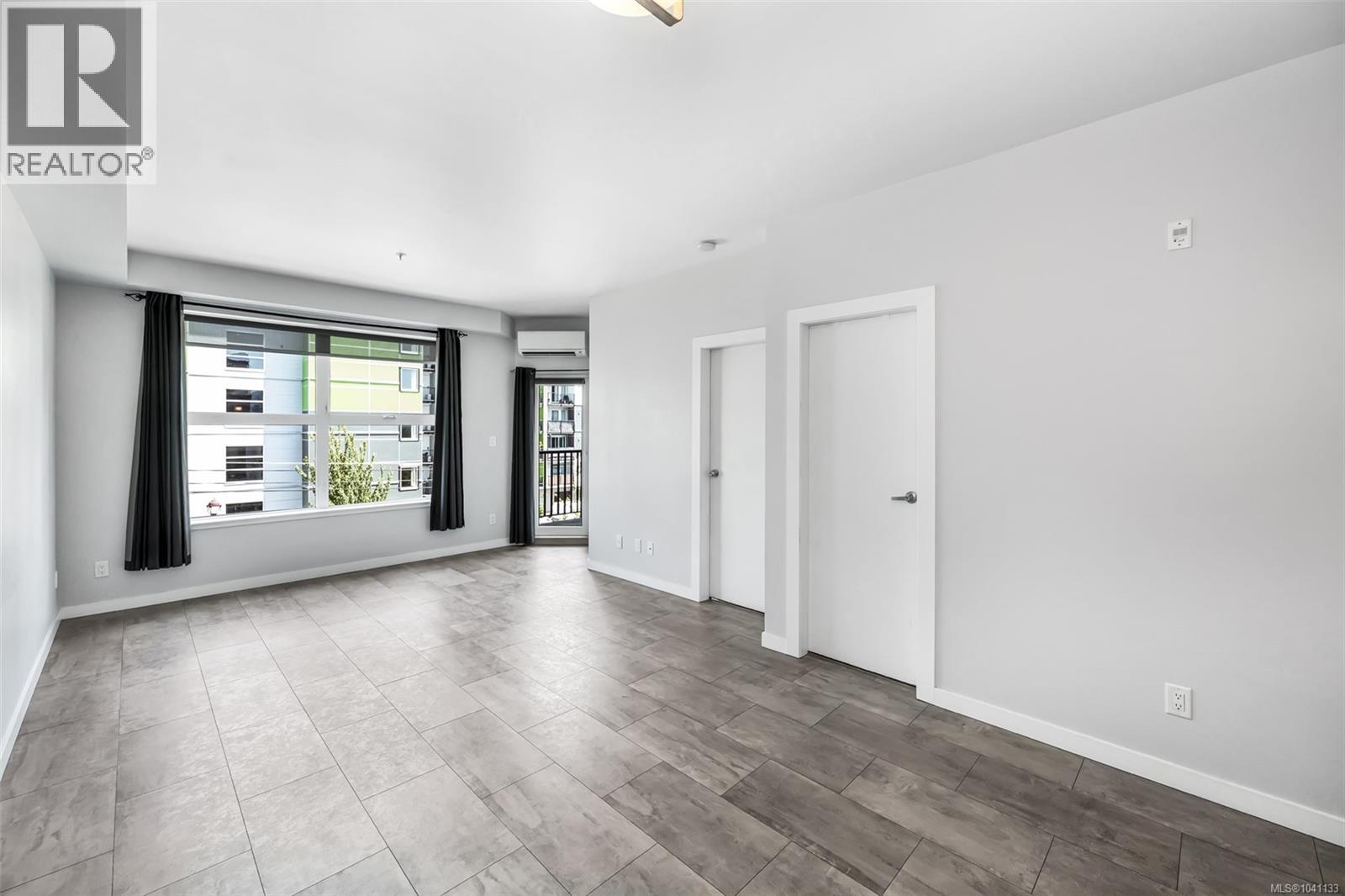 #302 2871 Jacklin Rd - 19