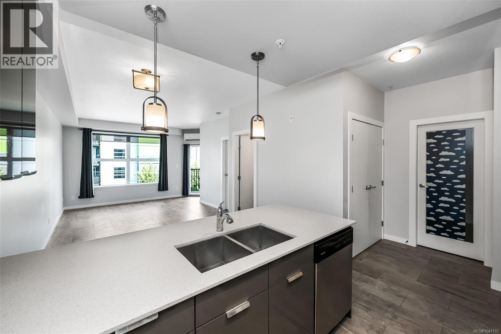 #302 2871 Jacklin Rd - 6