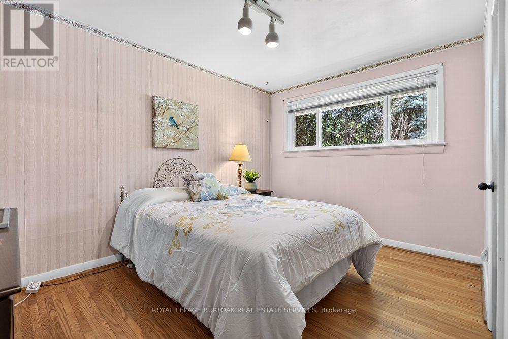 392 HENDERSON ROAD - 17