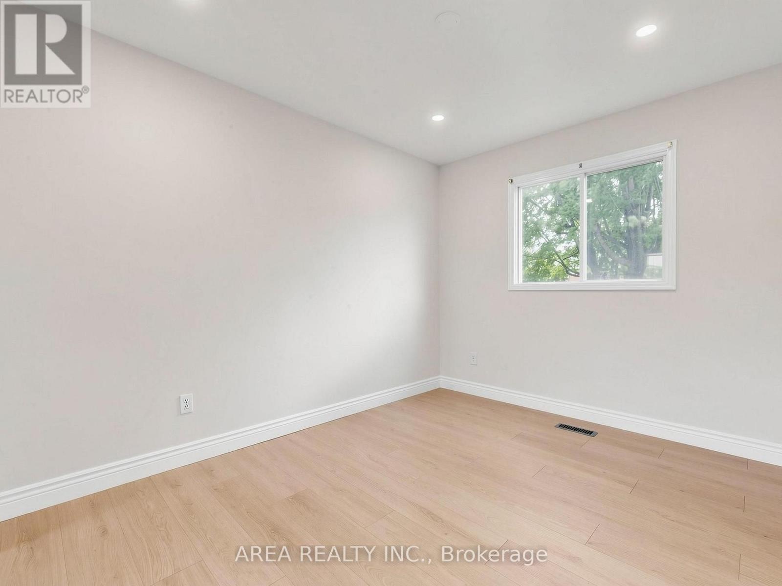 4749 EMPIRE CRESCENT - 20