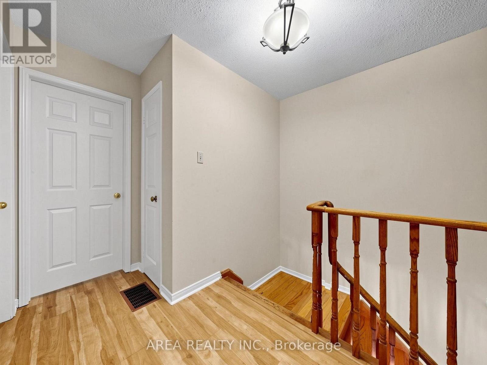 4749 EMPIRE CRESCENT - 24