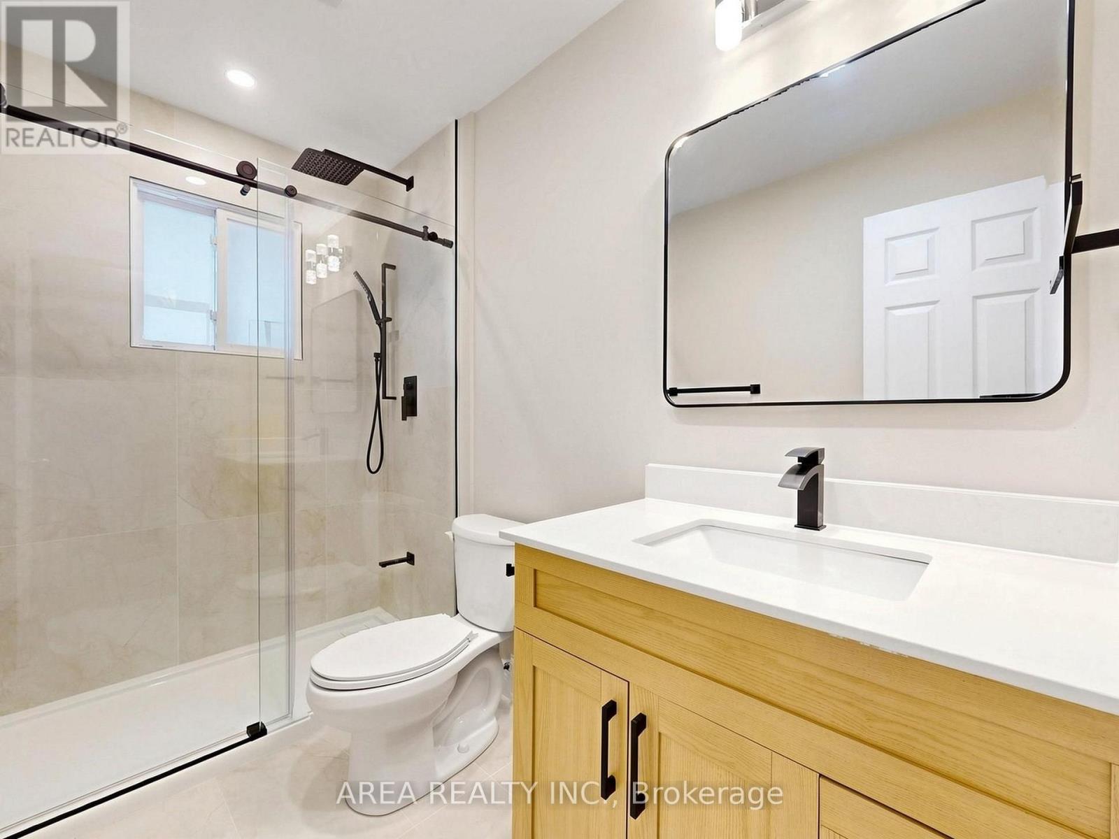 4749 EMPIRE CRESCENT - 35