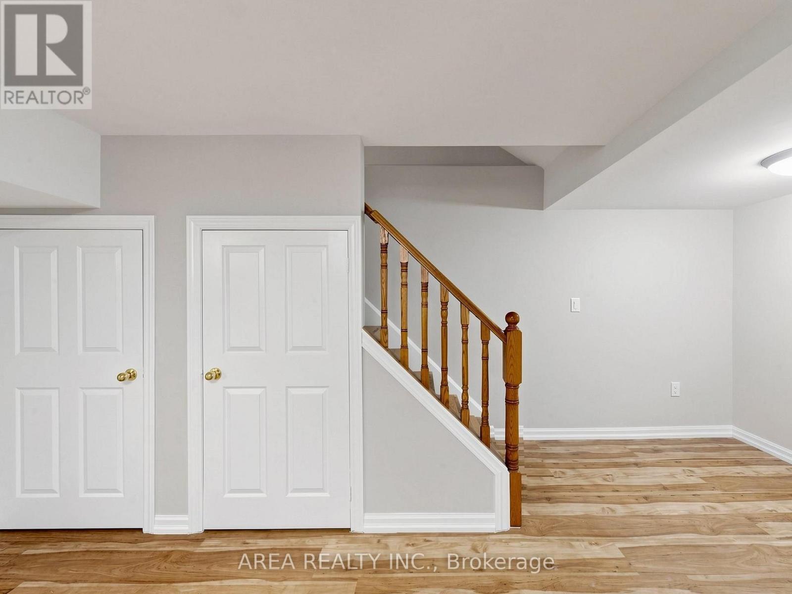 4749 EMPIRE CRESCENT - 36