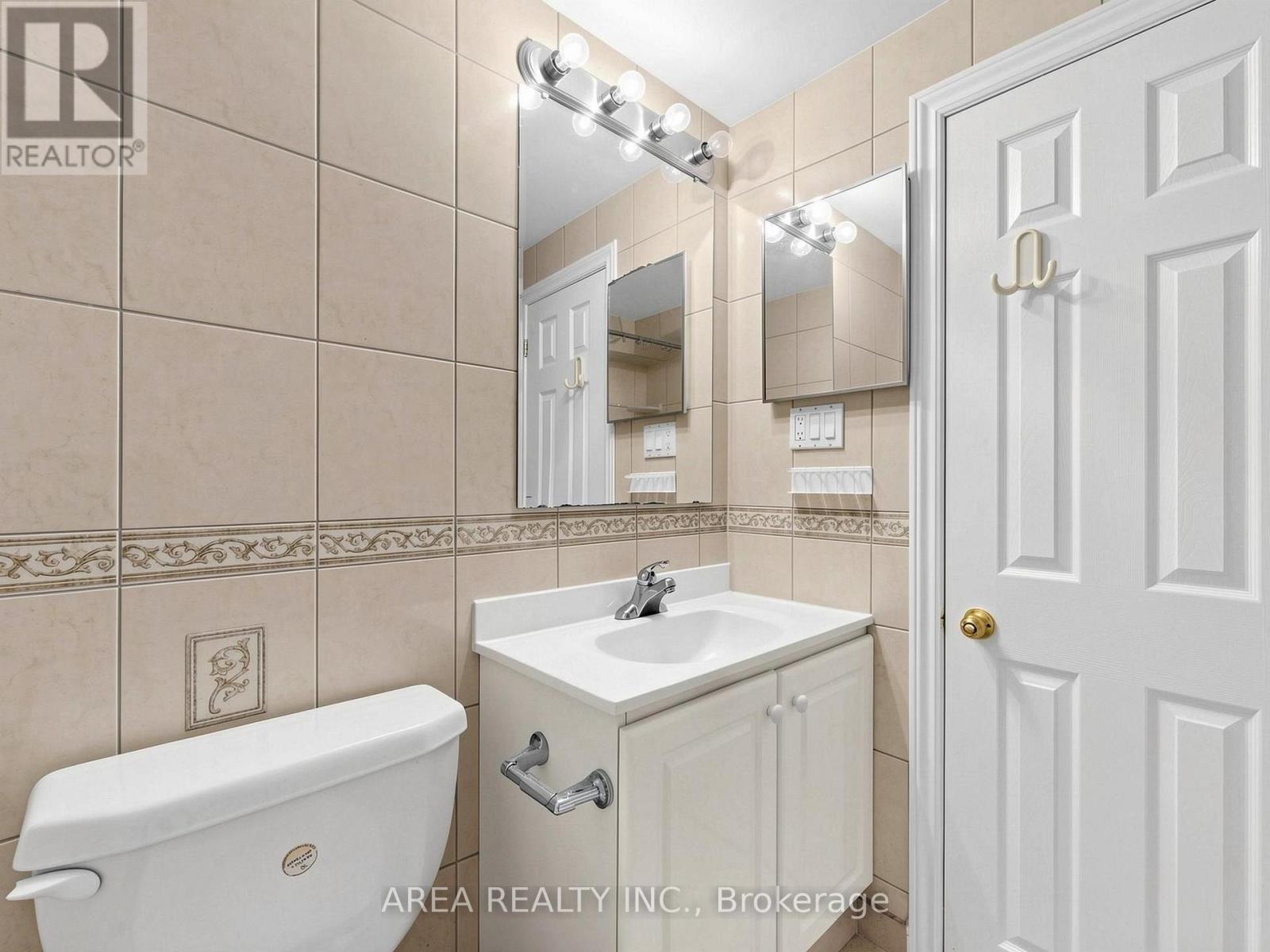 4749 EMPIRE CRESCENT - 45