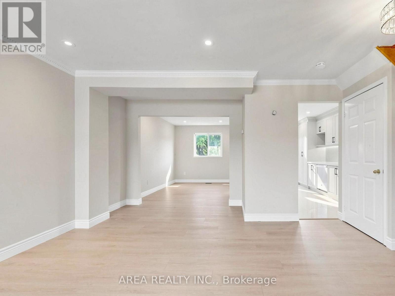 4749 EMPIRE CRESCENT - 7