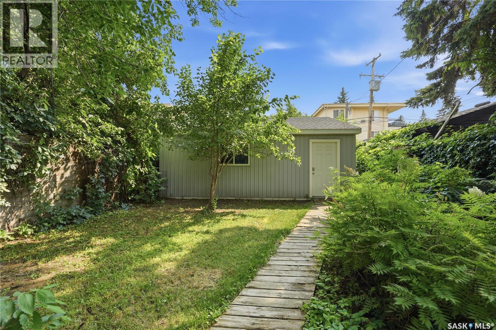 518 10th STREET E - Image 62