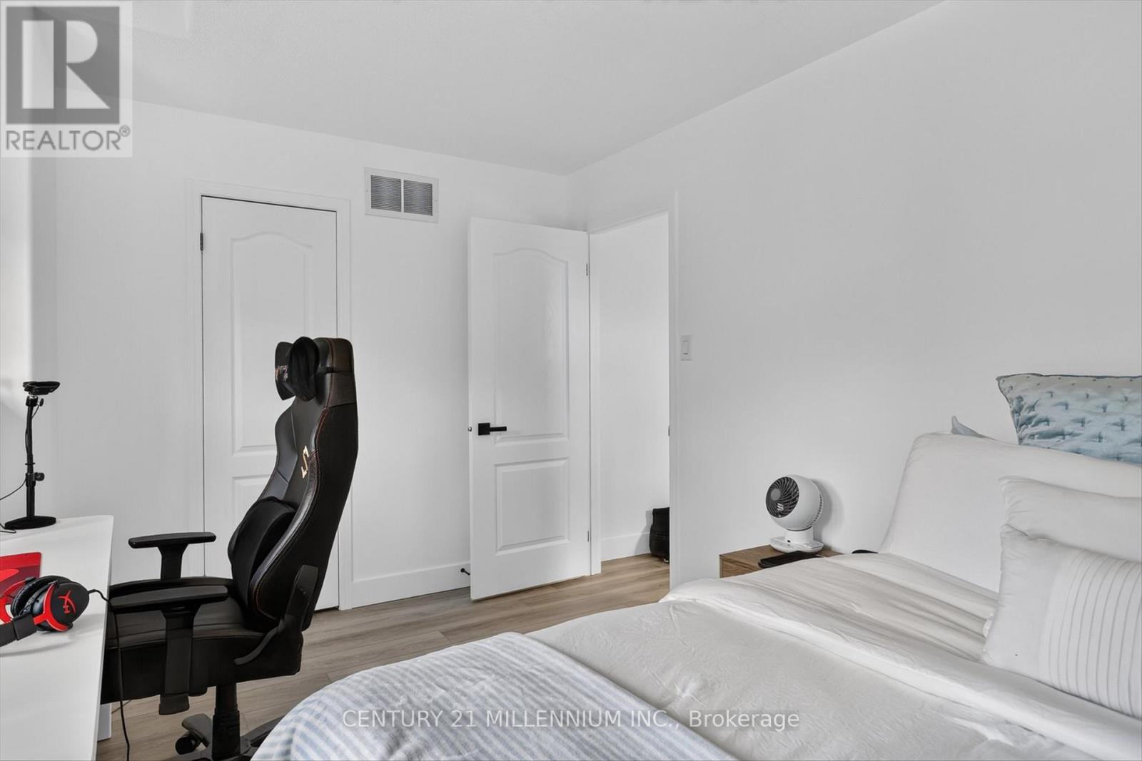 225 LORNE COURT - Image 26