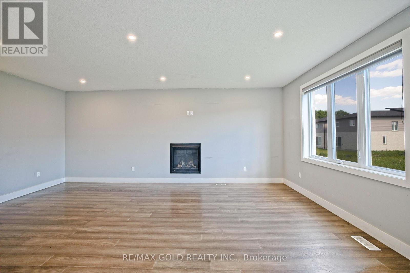 2606 BATEMAN TRAIL - 12