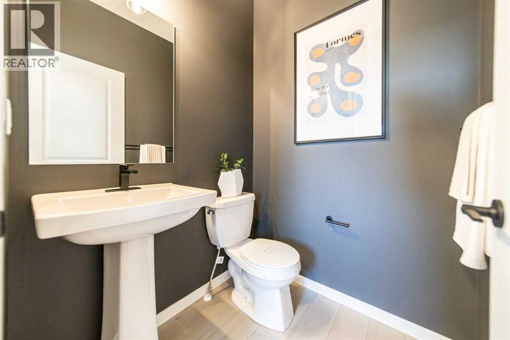 524 Tekarra Drive NW - Image 11