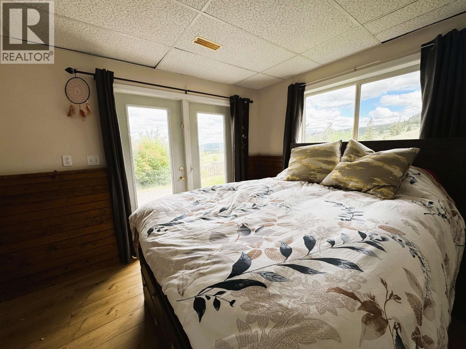 7350 CHILCOTIN 20 HIGHWAY - 23