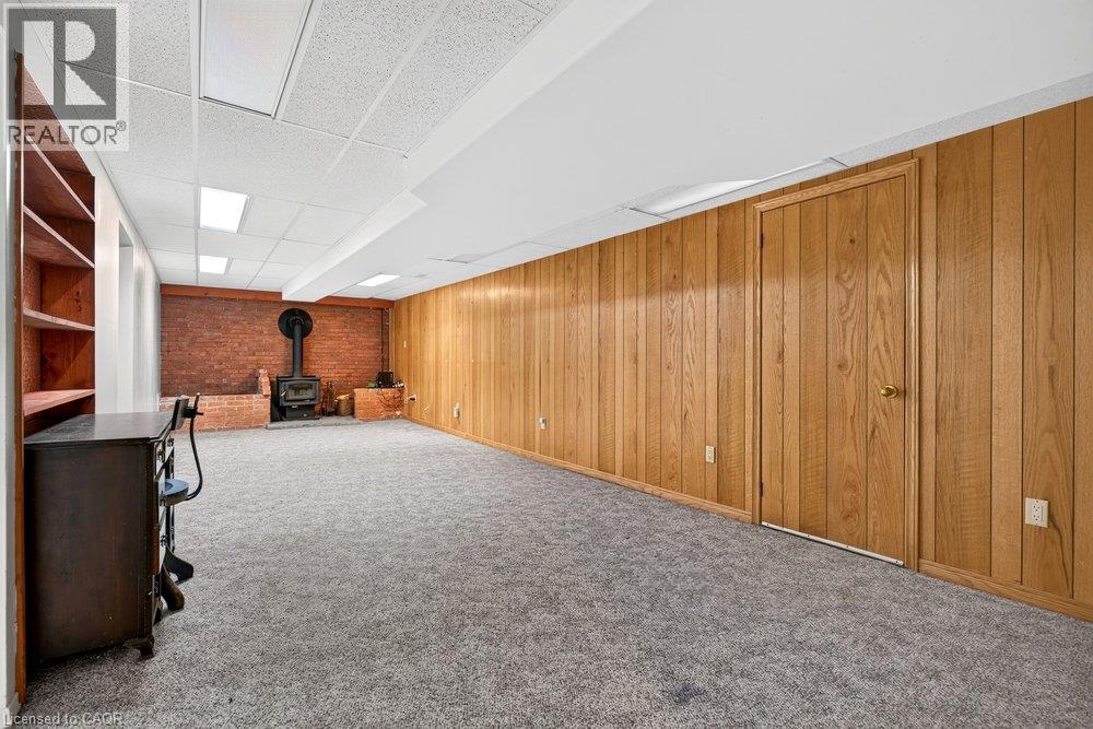 392 HENDERSON Road - 20