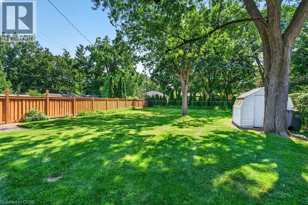 392 HENDERSON Road - 29