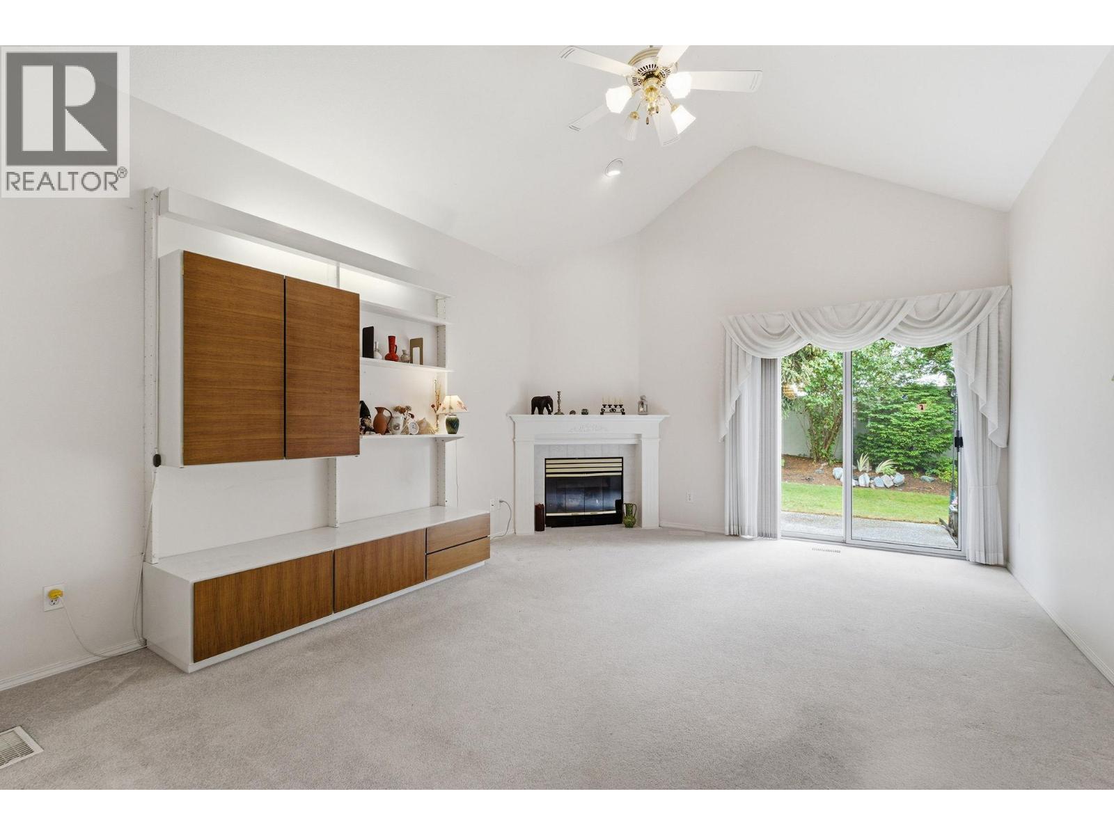 #212 650 Lexington Drive - 15