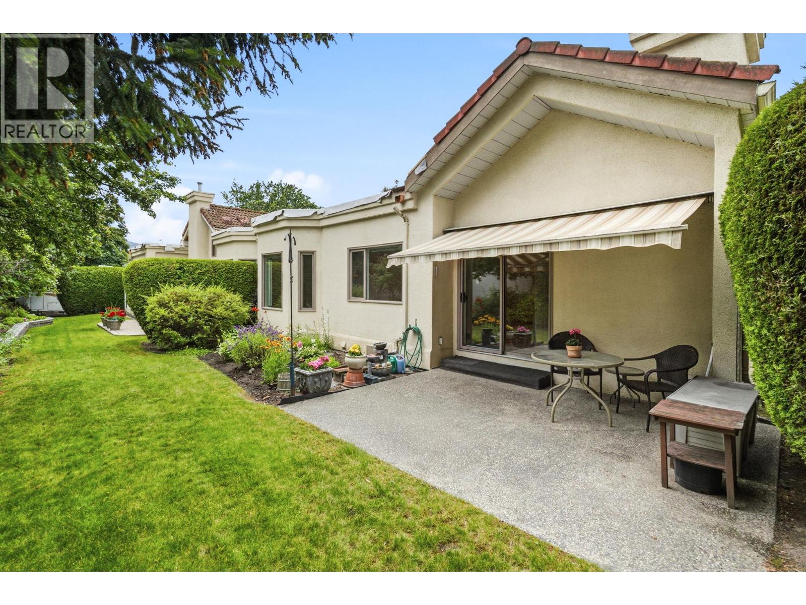 #212 650 Lexington Drive - 36