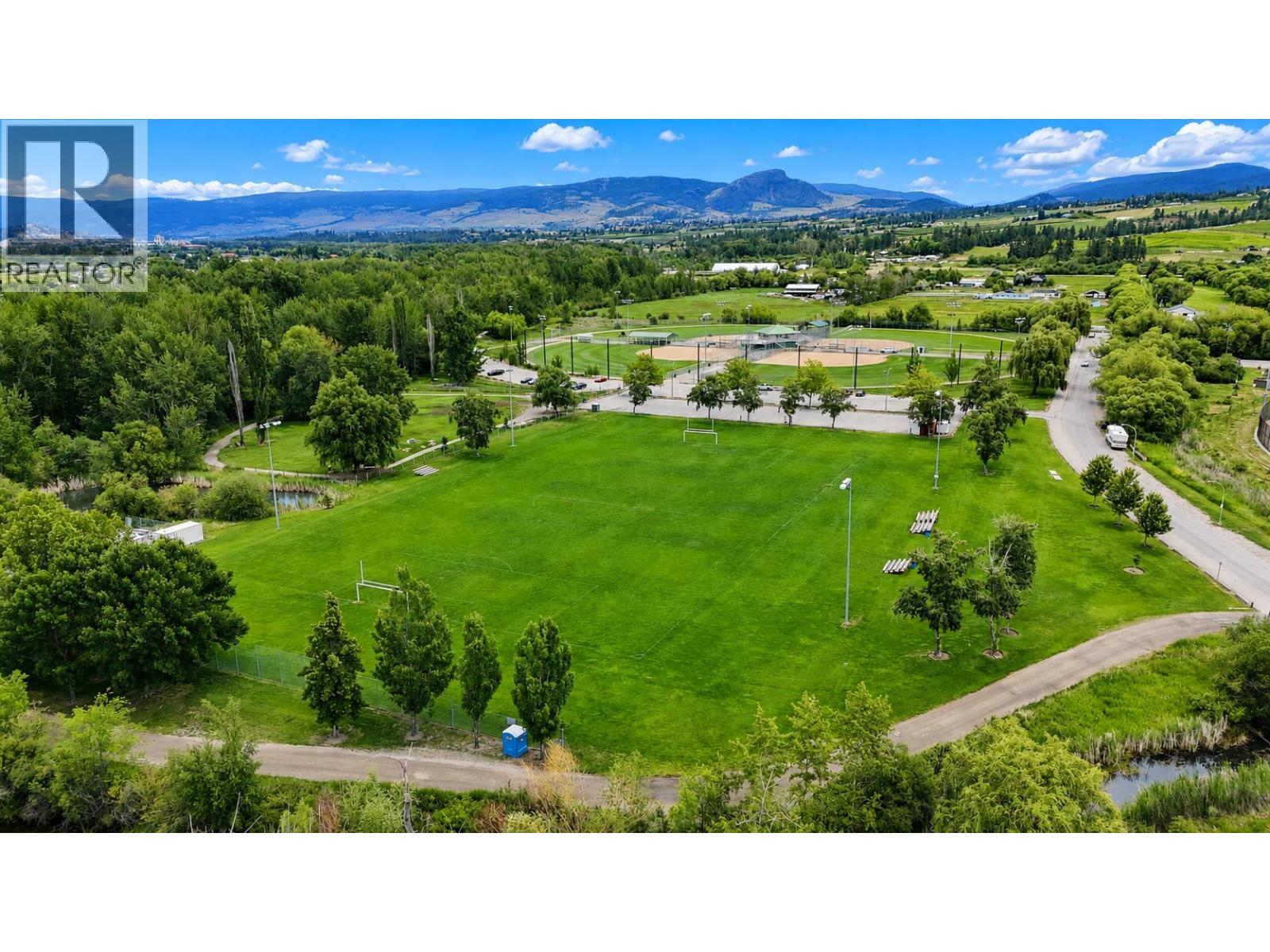 #212 650 Lexington Drive - 37
