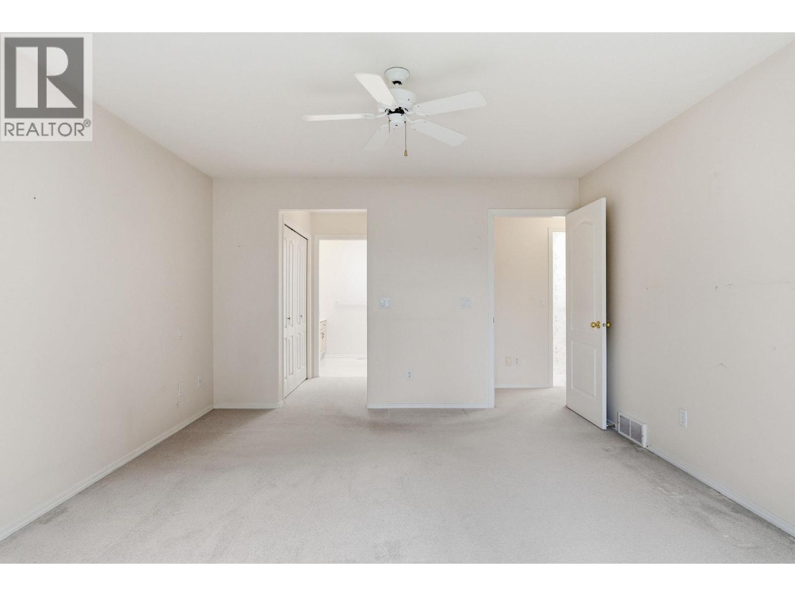 #212 650 Lexington Drive - 22
