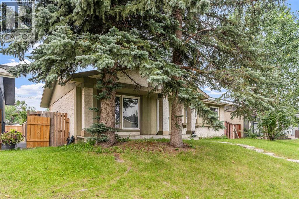227 Manora Crescent NE, Marlborough Park, Calgary photo 4