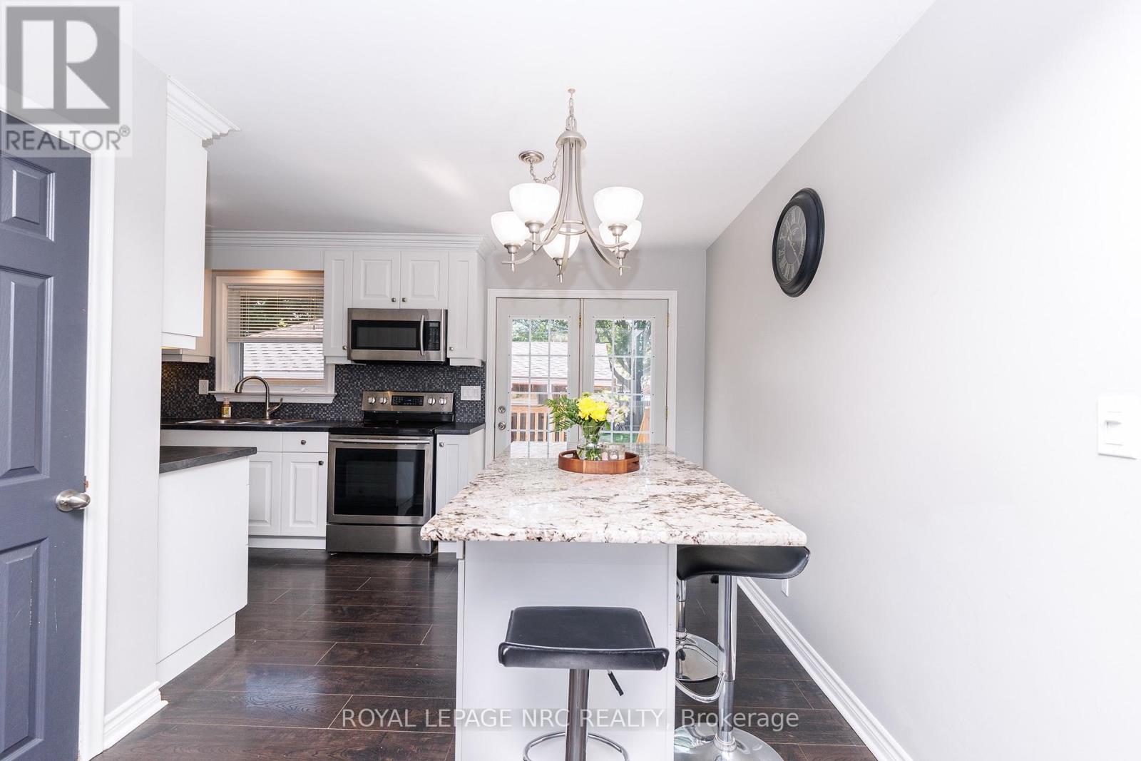 3676 DORCHESTER ROAD - 14