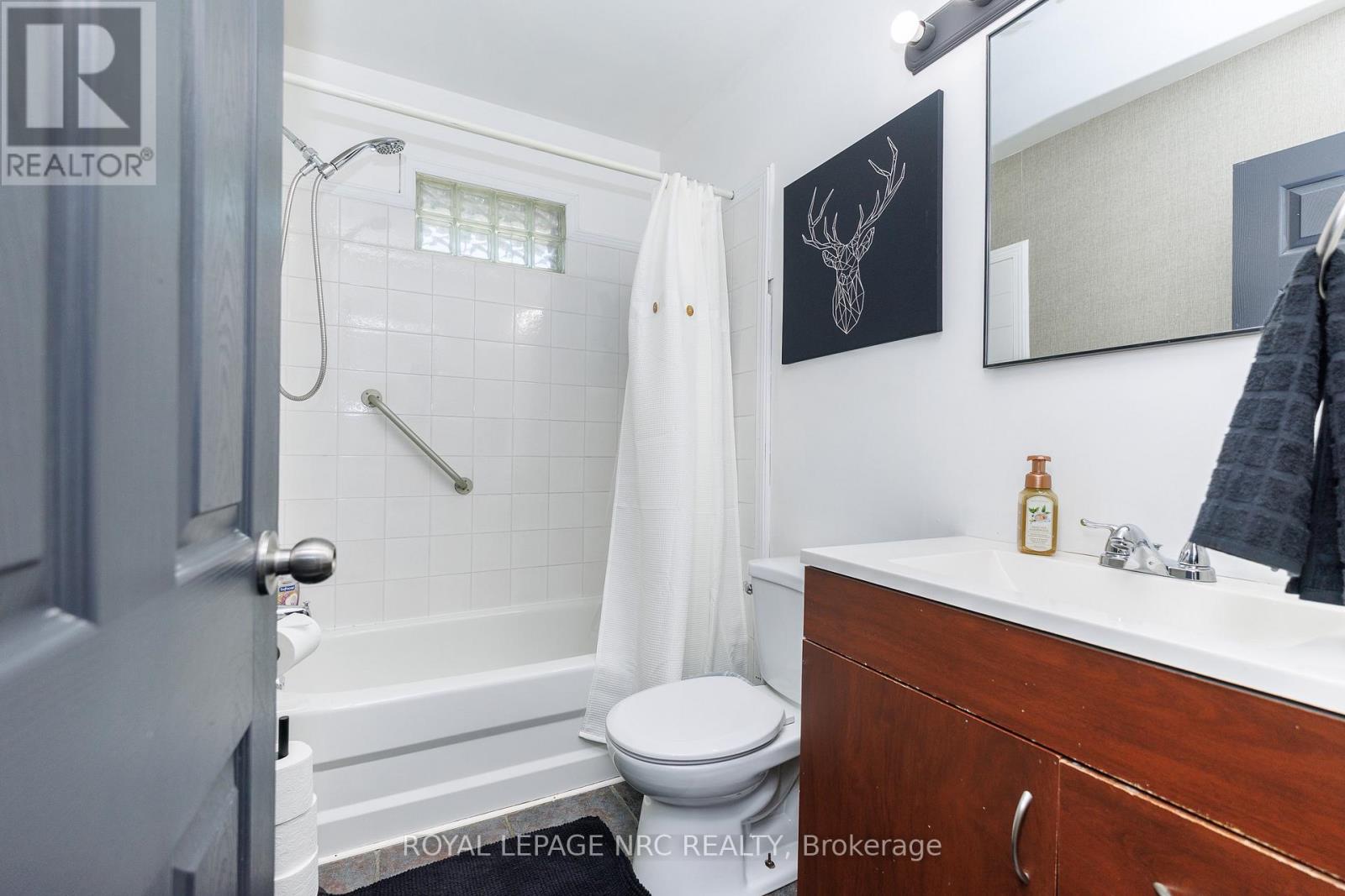 3676 DORCHESTER ROAD - 26