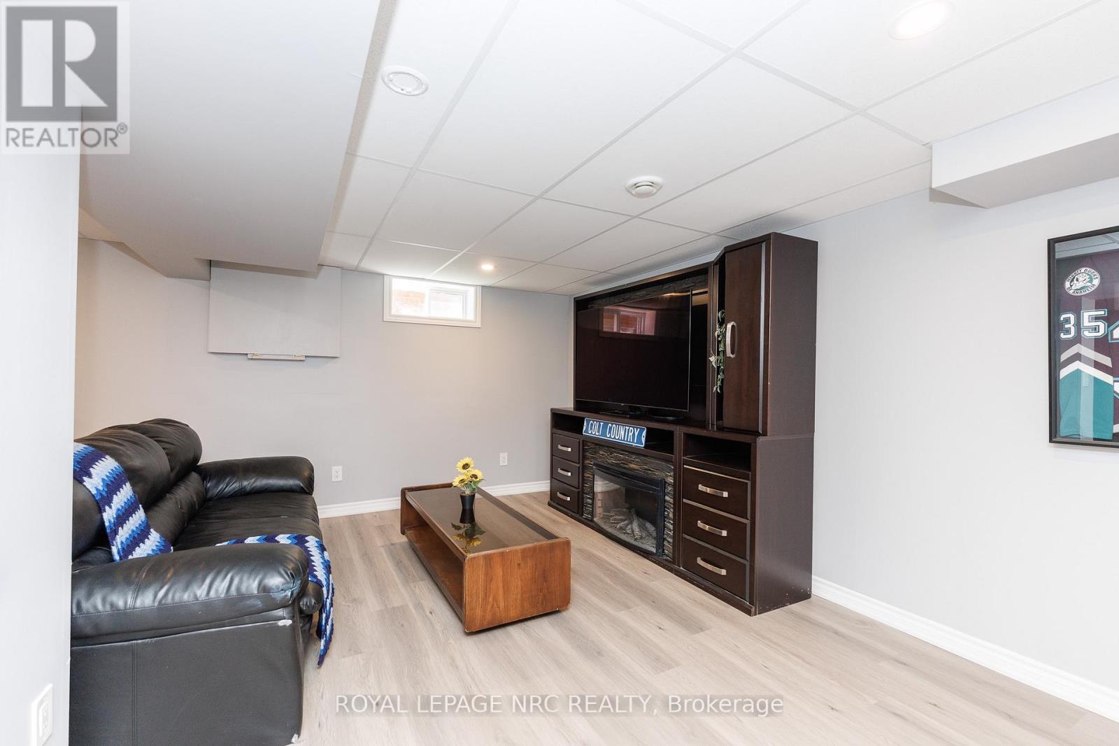 3676 DORCHESTER ROAD - 29