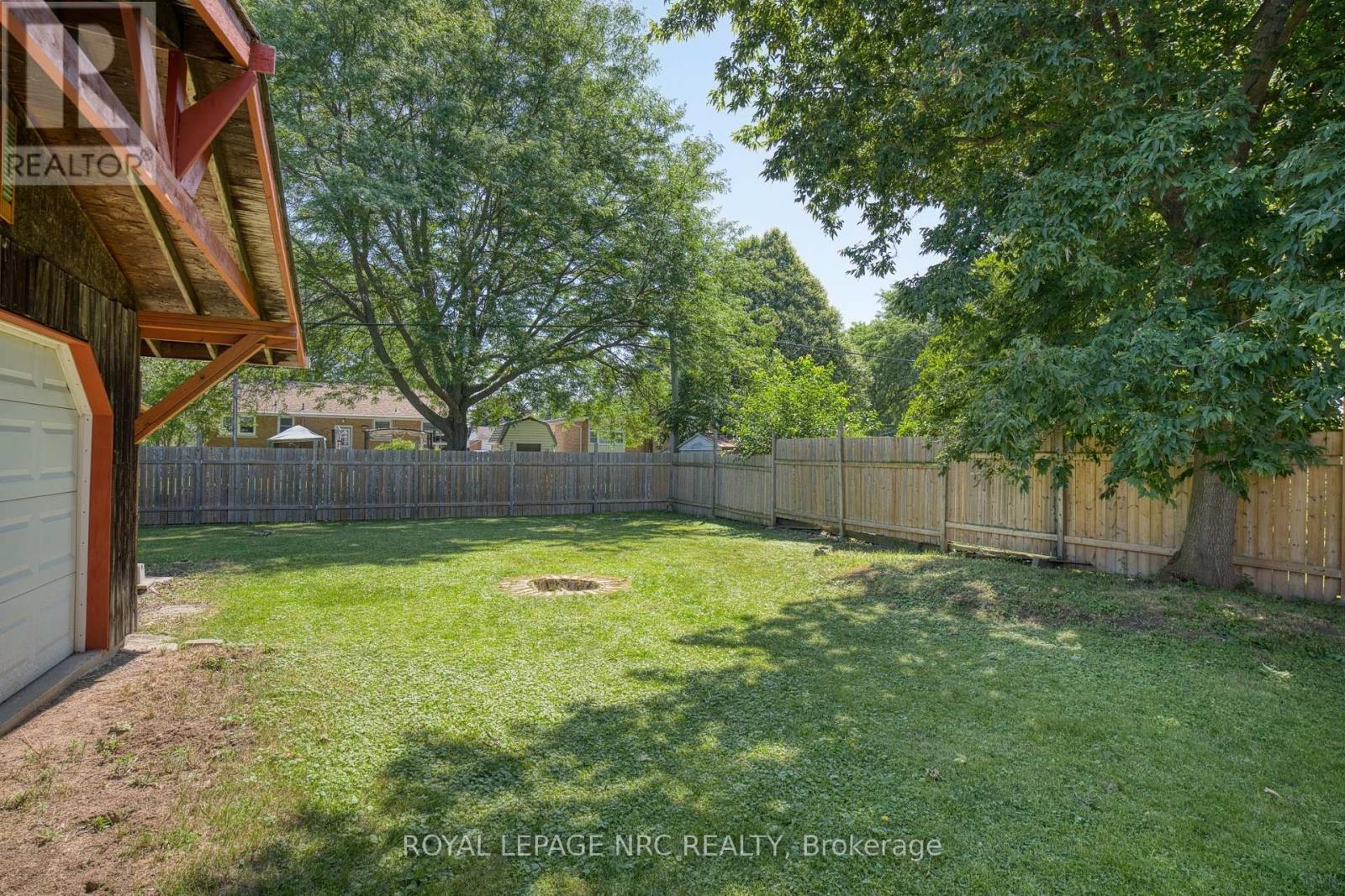 3676 DORCHESTER ROAD - 37