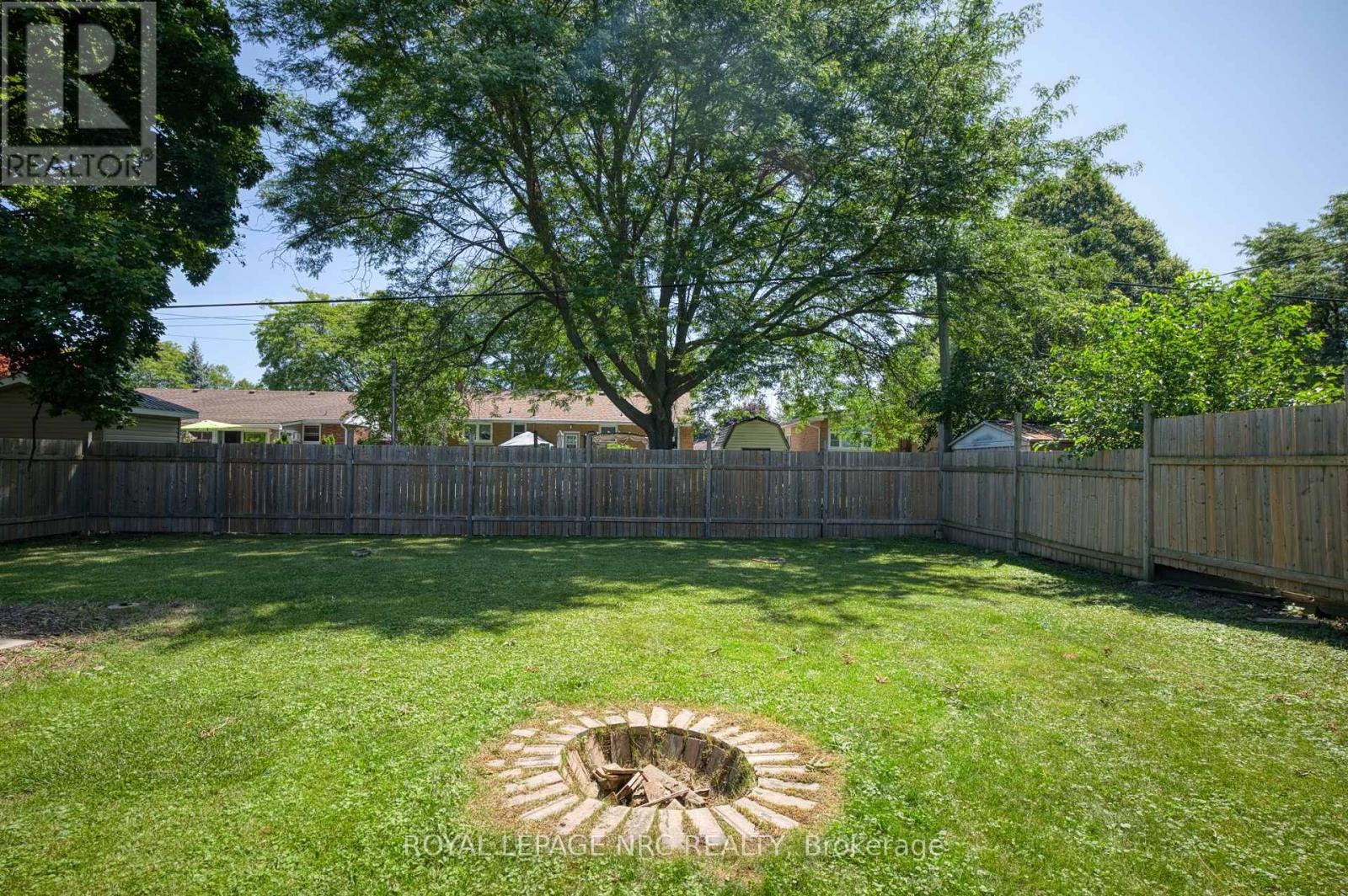 3676 DORCHESTER ROAD - 38