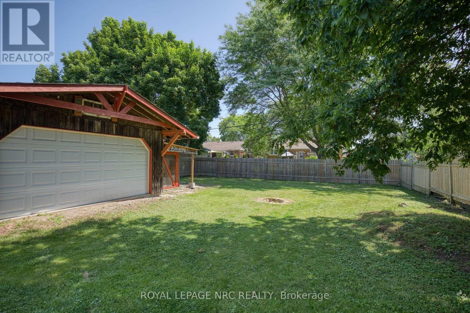 3676 DORCHESTER ROAD - 4