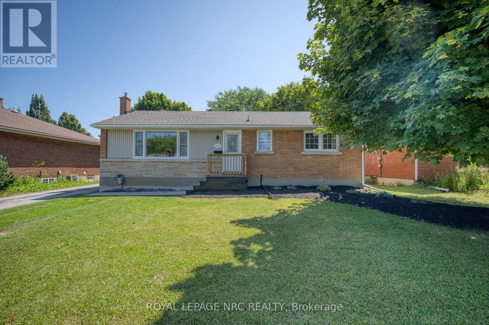 3676 DORCHESTER ROAD - 6