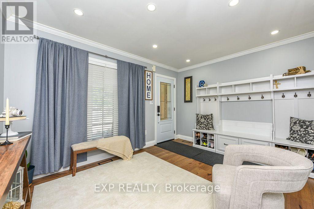65 JESSOP DRIVE - 17