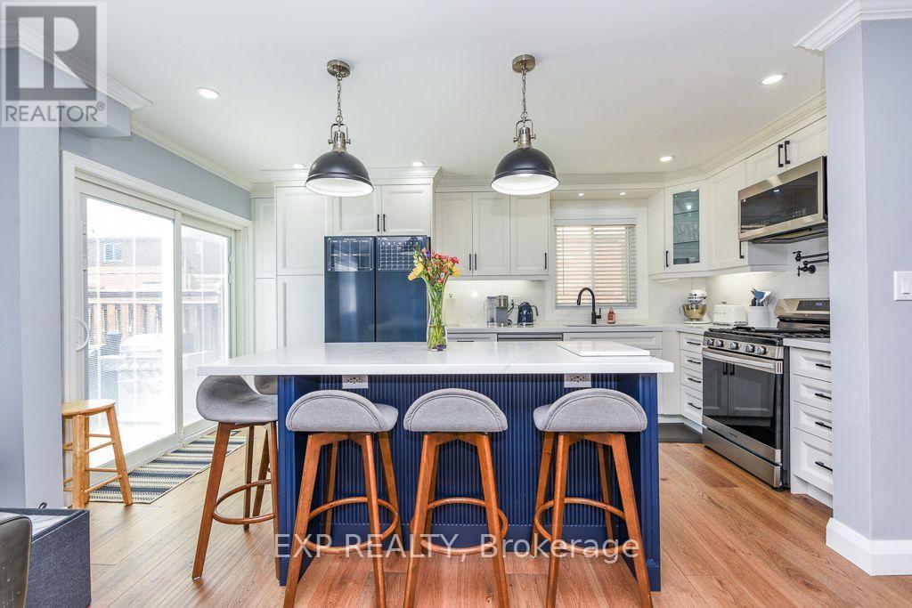 65 JESSOP DRIVE - 21