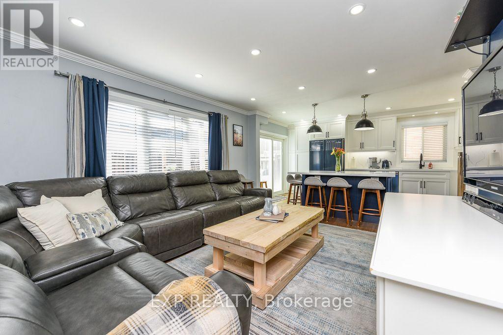 65 JESSOP DRIVE - 8