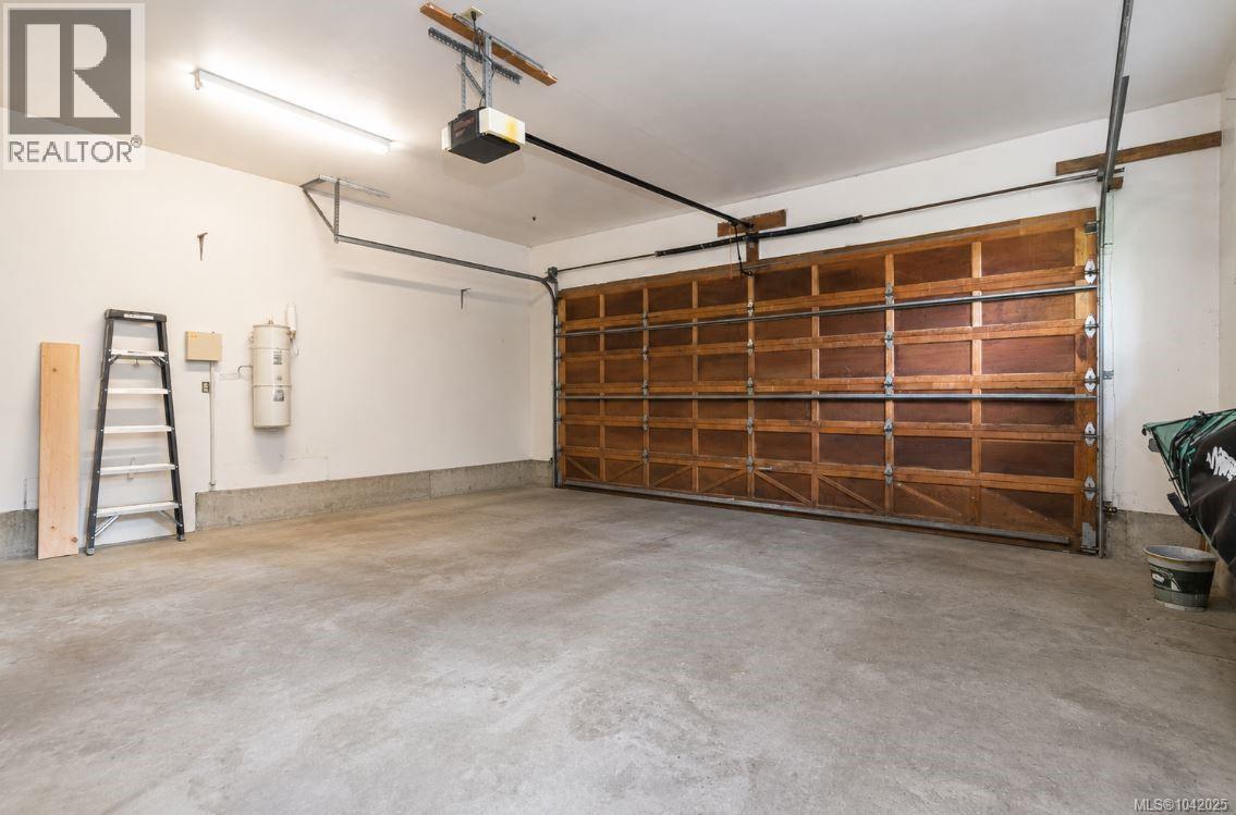 1775 Dean Park Rd - 33