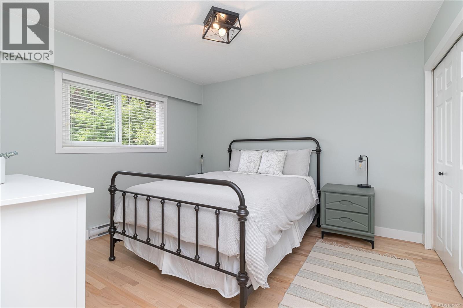 1775 Dean Park Rd - 23