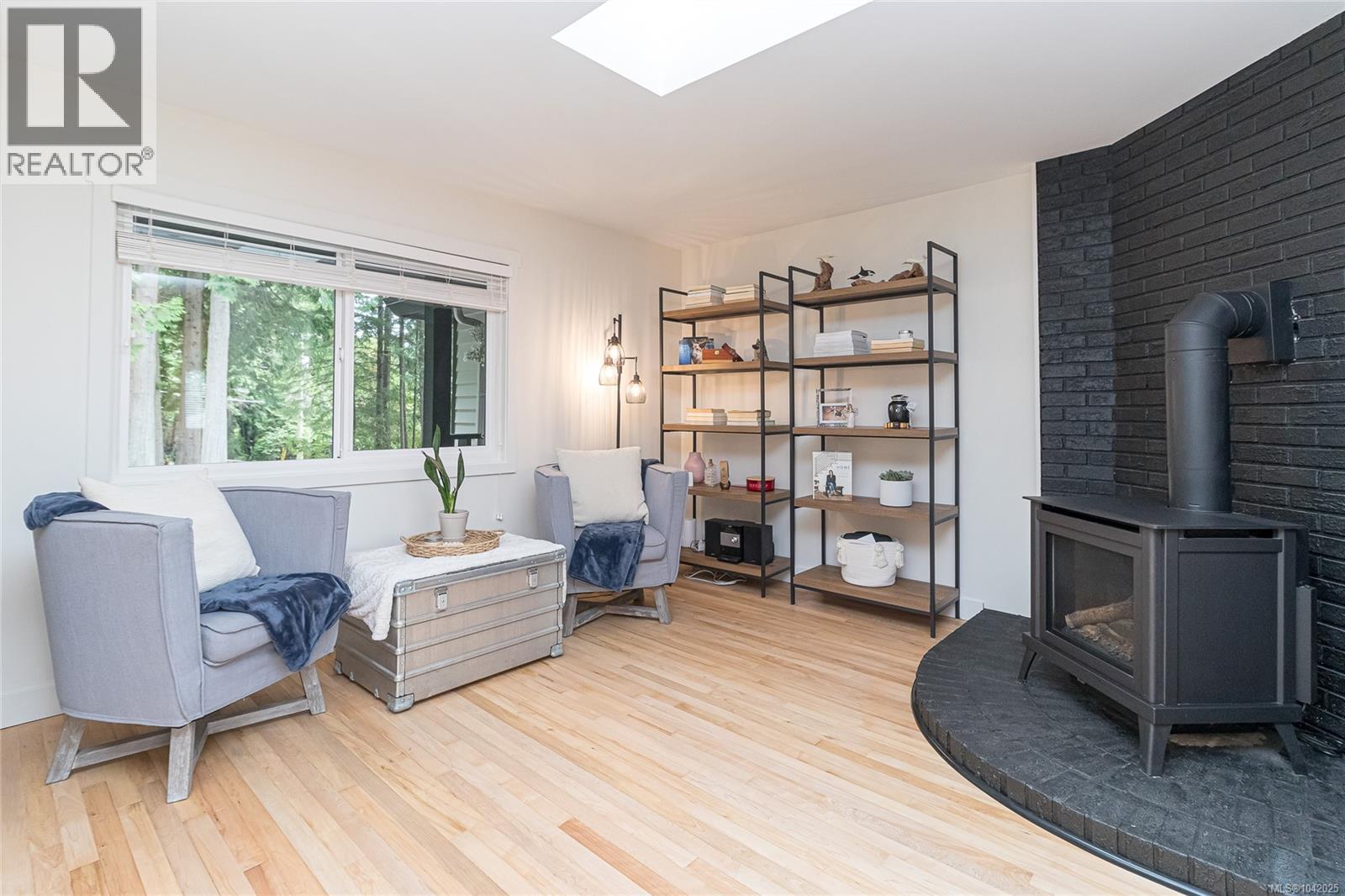 1775 Dean Park Rd - 8