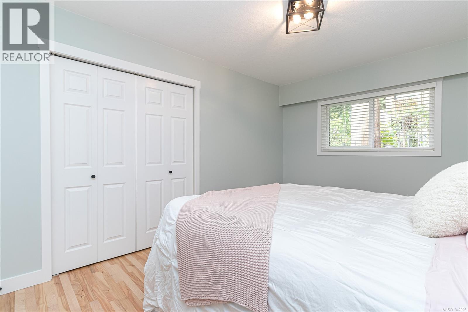 1775 Dean Park Rd - 22