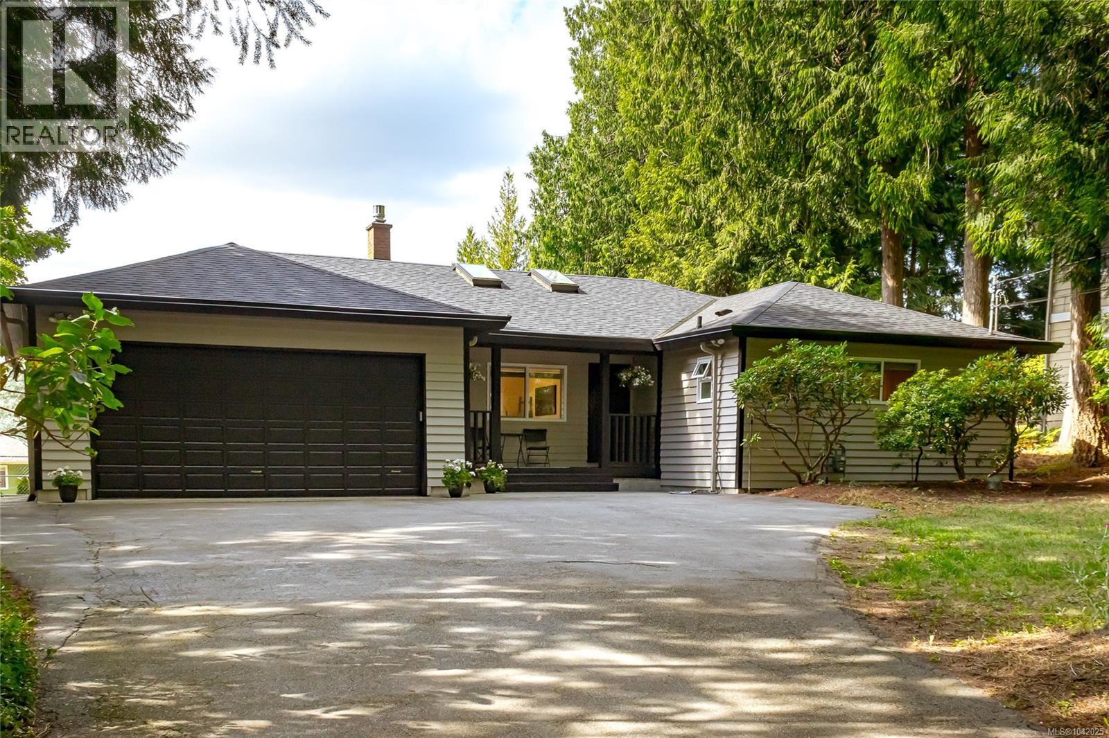 1775 Dean Park Rd - 1