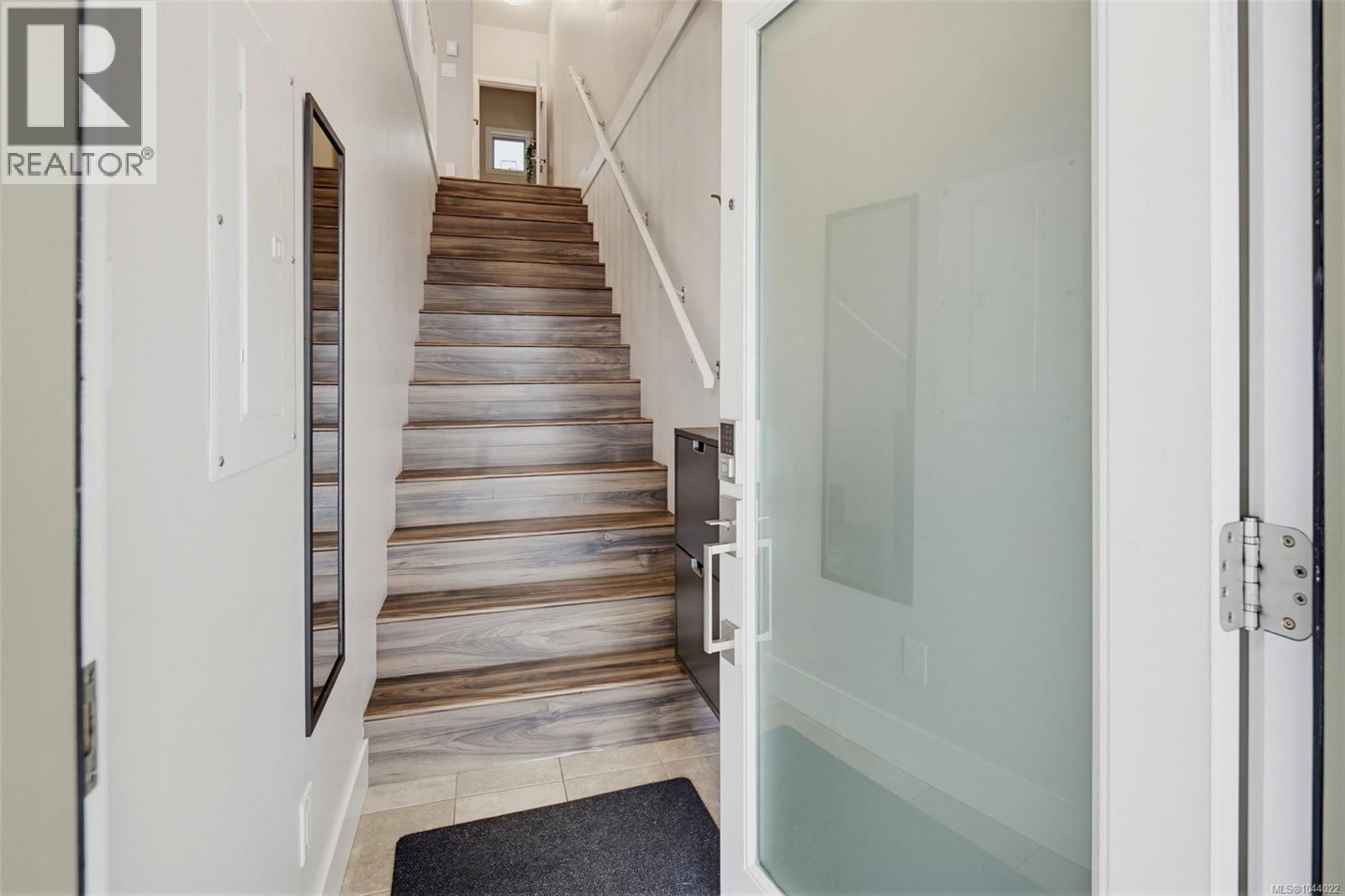 #108 2726 Peatt Rd - 4