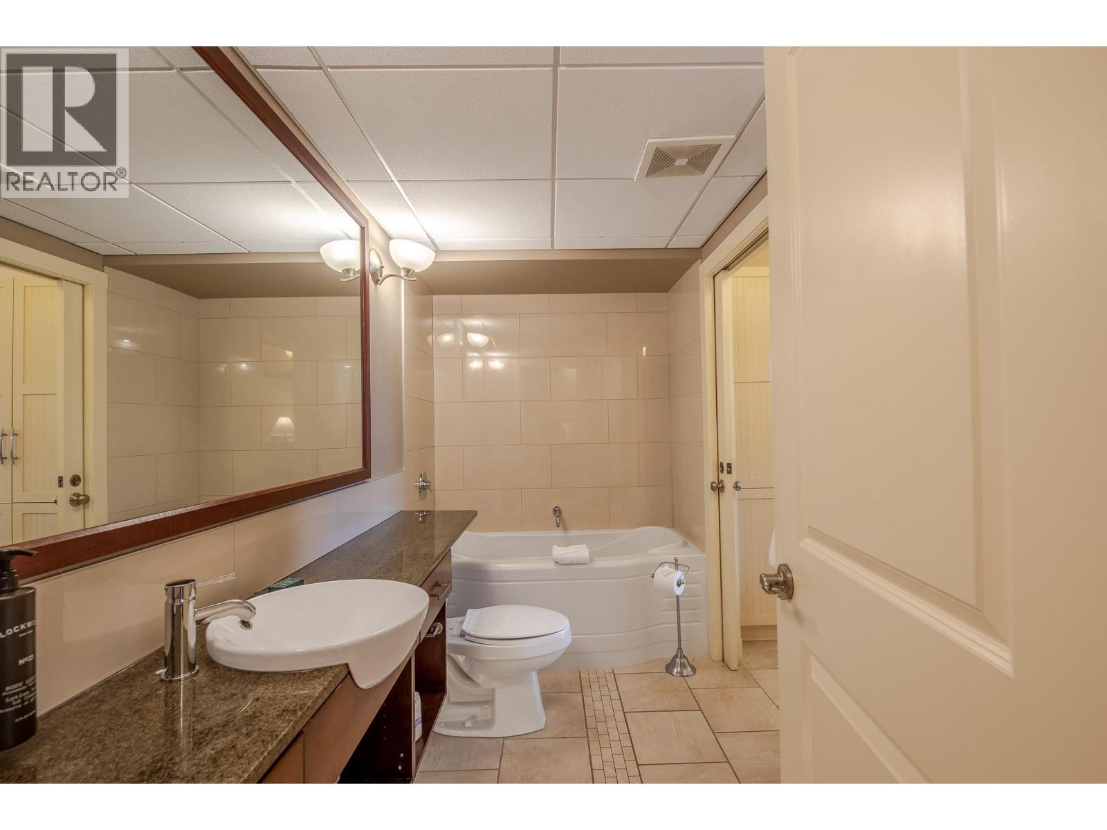 #352 13011 LAKESHORE Drive - 20