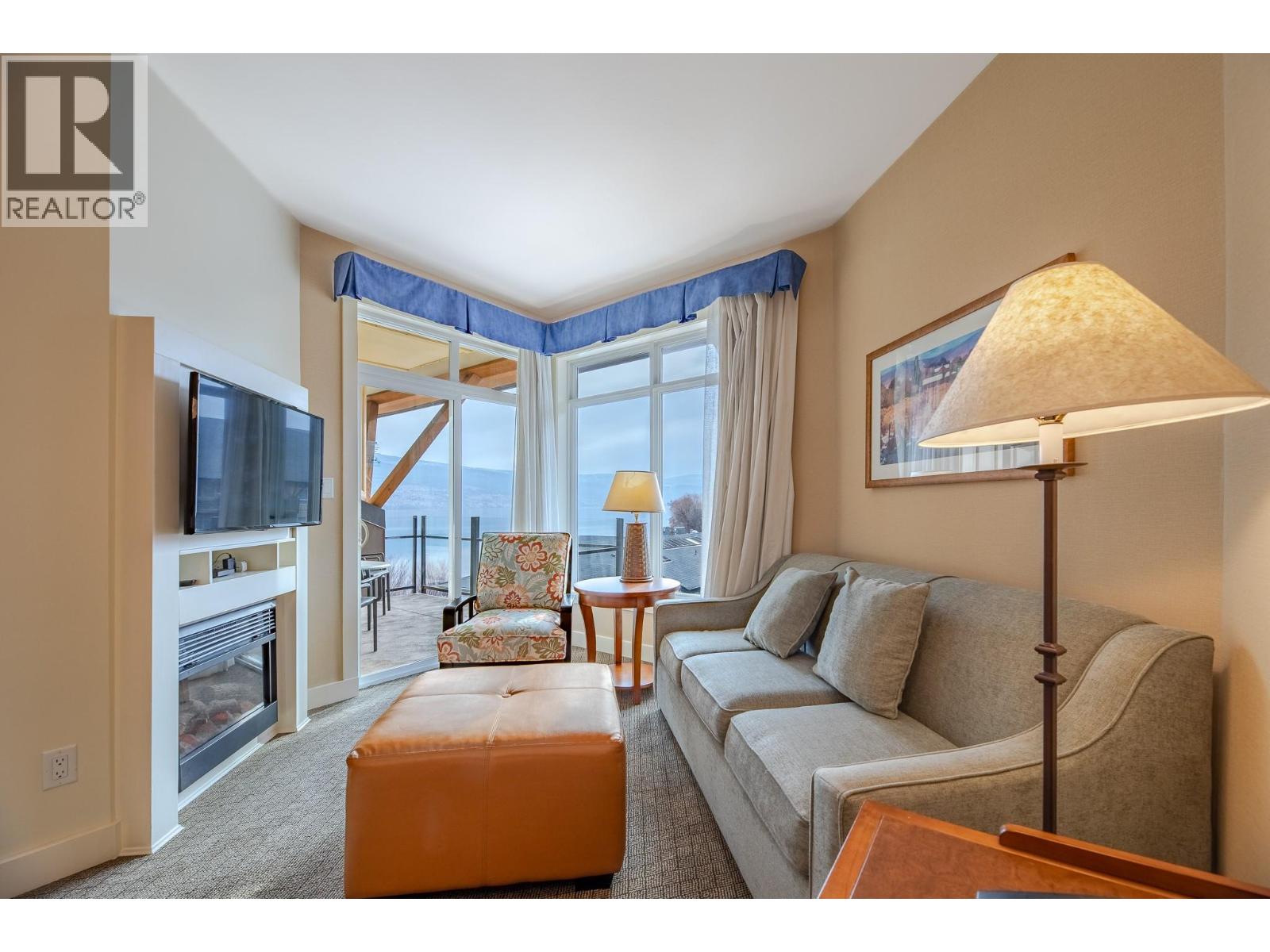 #352 13011 LAKESHORE Drive - 11