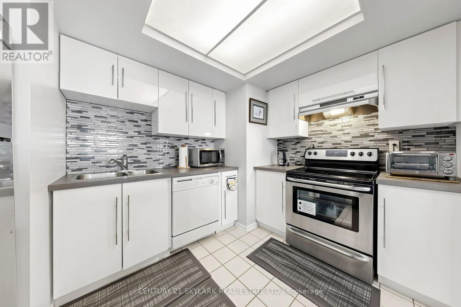 #1611 4460 TUCANA COURT - 16
