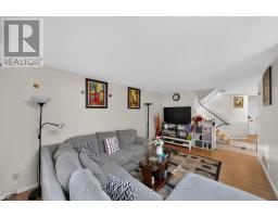 91 Woolenscote Circle, Toronto, ON M9V4R6 Photo 13