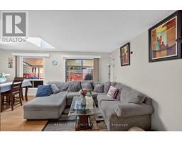 91 Woolenscote Circle, Toronto, ON M9V4R6 Photo 15