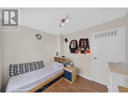 91 Woolenscote Circle, Toronto, ON M9V4R6 Photo 36