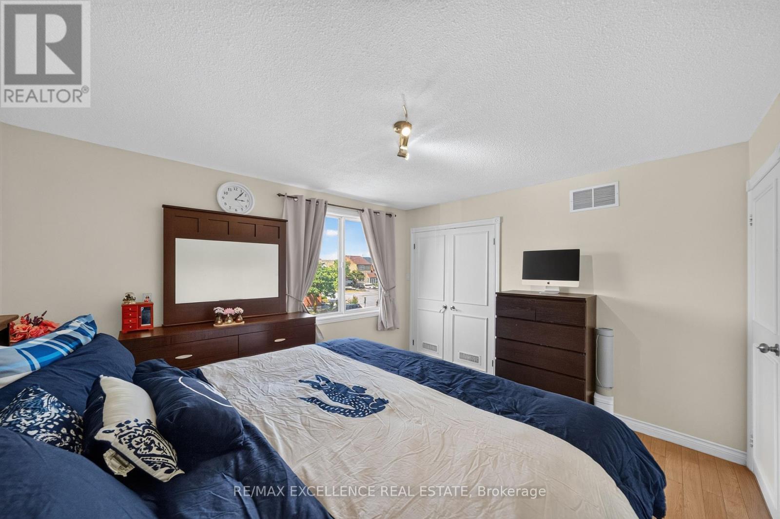 91 WOOLENSCOTE CIRCLE - 32