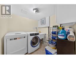 91 Woolenscote Circle, Toronto, ON M9V4R6 Photo 43